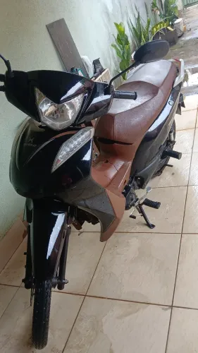 SHINERAY Jet 125ss única dona