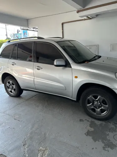 Toyota RAV4 2.0 4X4 16V Aut. 2001