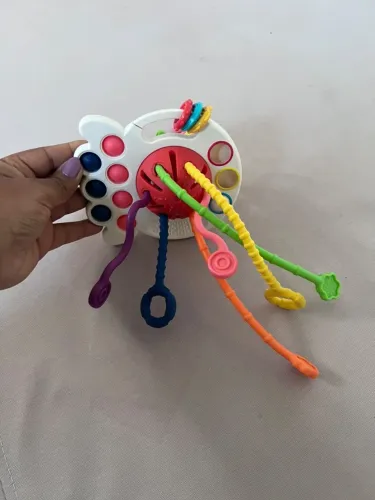 Brinquedo Montessori de Puxar Cordão para Bebês 