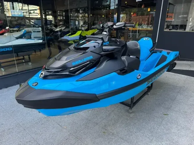 Jet-ski Sea-doo RXT-X 325 