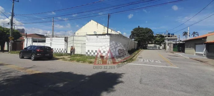 Galpão à venda, 400 m² por R$ 700.000,00 - Vila Barcelona - Sorocaba/SP