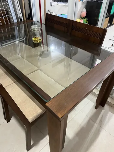 Mesa de jantar 6 lugares lindíssima 