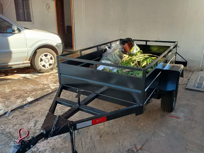 Carretinha Reforçada nova