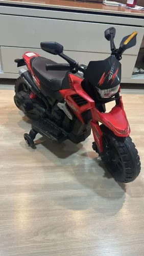 Moto elétrica infantil - com carregador