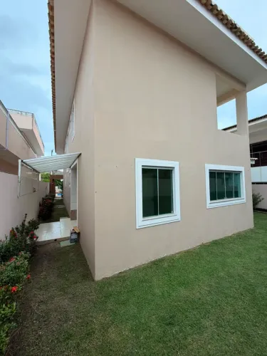 Priscila Dutra casa 4/4, 3 suítes, varandas, nascente , terreno 400m2, ampla