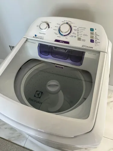 Máquina de Lavar Electrolux 8,5kg Turbo Economia