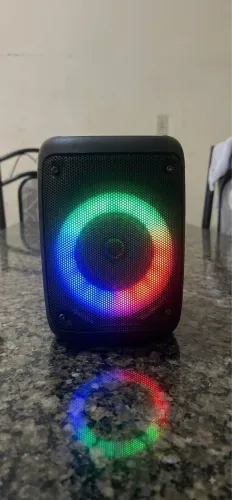 Caixa de som Bluetooth com LED