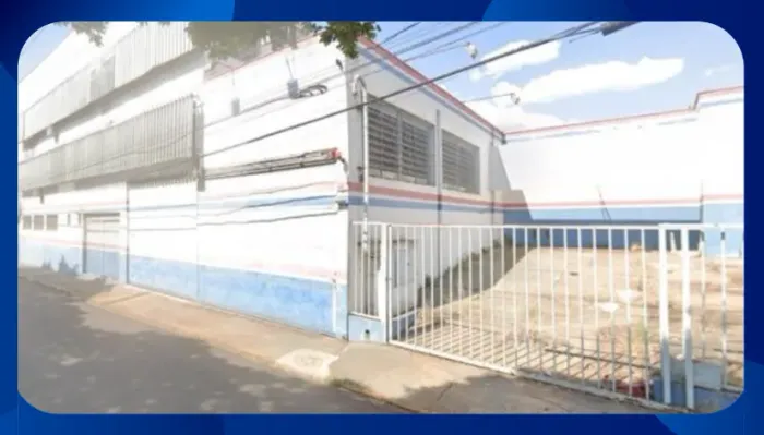 PRÉDIO COMERCIAL - Imóvel composto das matrículas 16065, 41850, 57257, com área territoria