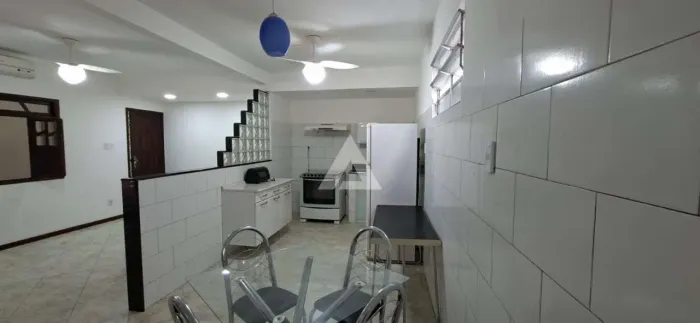 Apartamento com 1 quarto, 55,00 m² para alugar por R$ 1.500,00 - Macaúbas, Salvador/BA