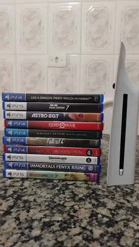 Leitor de Disco Ps5 + Lote de Jogos de Ps4 e Ps5