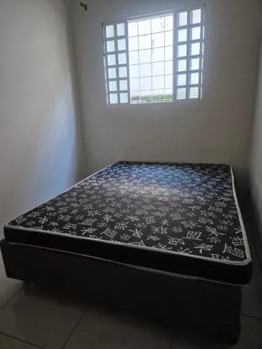 Cama casal + colchão 