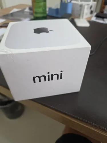Mac Mini M4 2024 10 Núcleos 24GB 512GB SSD - Garantia até Abril/2027 - Impecável