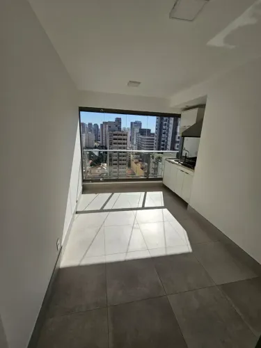 Lindo Apto com Varanda GOURMET e 1 dorm Aluga-se em Perdizes.