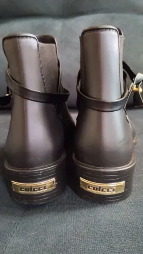 Bota Colcci n-37-38