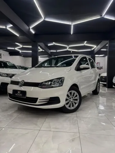 Volkswagen Fox Trendline 1.0 Flex 12V 5P 2017