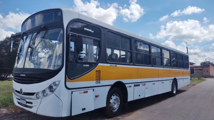 Ônibus urbano M.B.1722