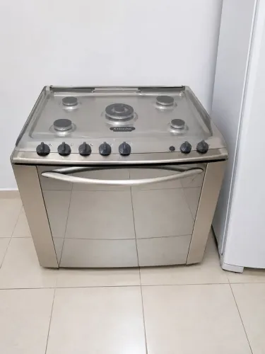 Fogão Electrolux 5 bocas de embutir.