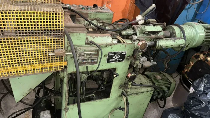 Injetora de plástico industrial Boy 15 