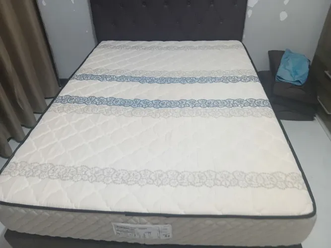 Colchao casal D33 25cm 4 meses de uso