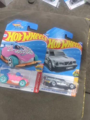 Hot Wheels 2 miniaturas no blaster
