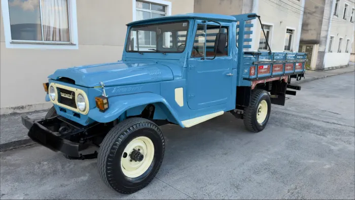 TOYOTA BANDEIRANTE, 4X4, diesel, NOVÍSSIMA. OPORTUNIDADE!