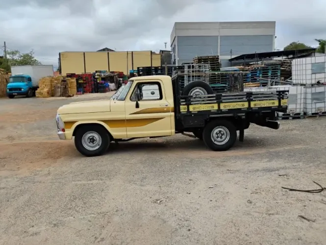 Ford F-1000 Super Diesel / Super Diesel Turbo 1985
