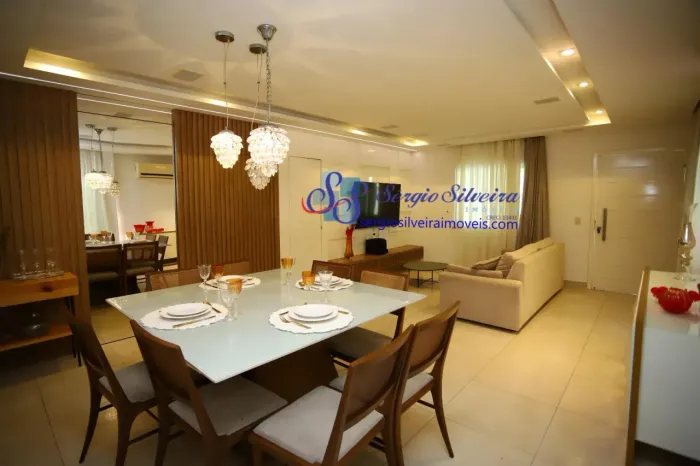 Excelente casa com 4 suítes em Eusébio!