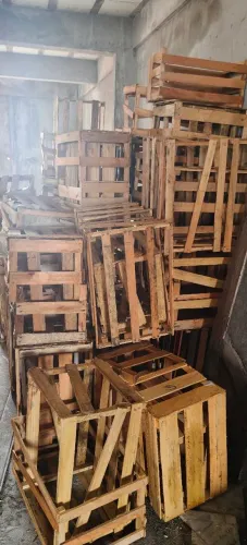 Caixas de madeira