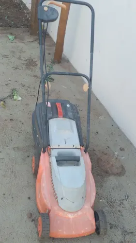 Cortador grama com coletor