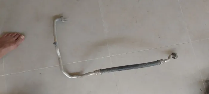 Vendo uma mangueira do ar condicionado