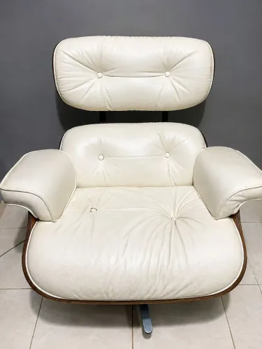 ? Poltrona Eames Lounge de Couro Legítimo | Giratória e Reclinável | Parcelo no Cartão