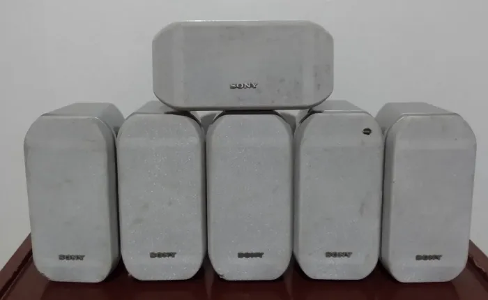 Caixas satélite Sony