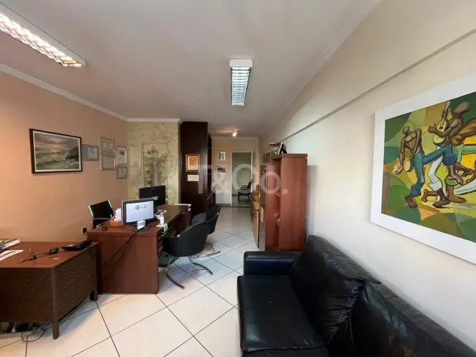 Sala Comercial 2 Ambientes No Centro Com 2 Garagens Cobertas