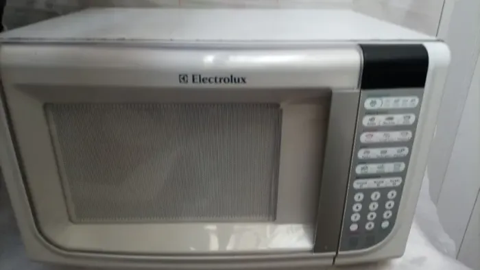 Microondas Eletrolux MEF 41 127V
