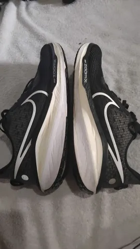 Tenis Nike Vomero 17 Tamanho 42 Original 