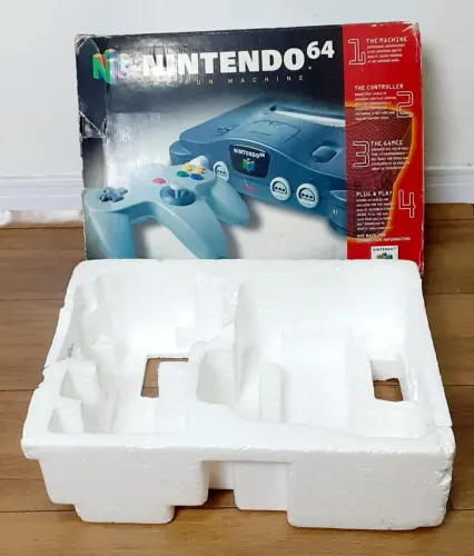 Caixa original Nintendo64 com Berço de isopor original.