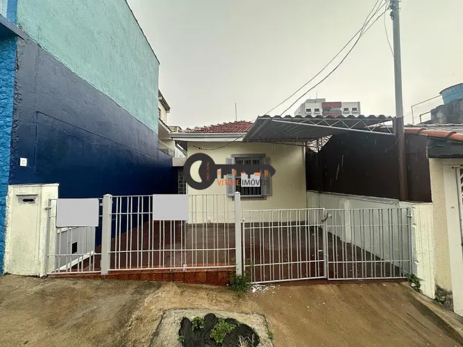 LOCAÇÃO/CASA TÉRREA COM 160m²/VILA CELESTE/SP.