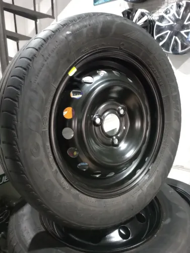 Estepe Kwid aro 14 roda e pneu pronto roda 3 furos original Renault Disk entrega 