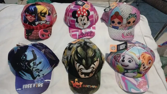 Vendo chapéu infantil na promoção 