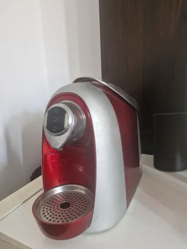 Cafeteira Três Corações Mimo Vermelha - Seminova