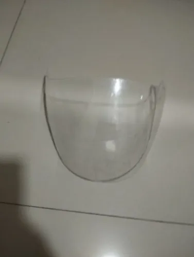 Vendo viseira de capacete usada .