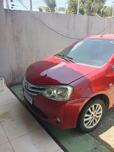 Toyota Etios XLS Sedan 1.5 Flex 16V 4P Mec. 2013