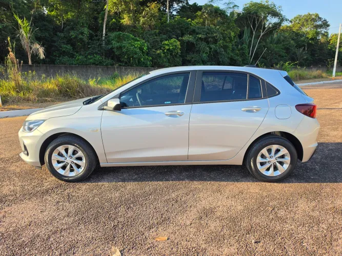 Chevrolet Onix Hatch LTZ 1.0 12V TB Flex Mec. 4P 2020