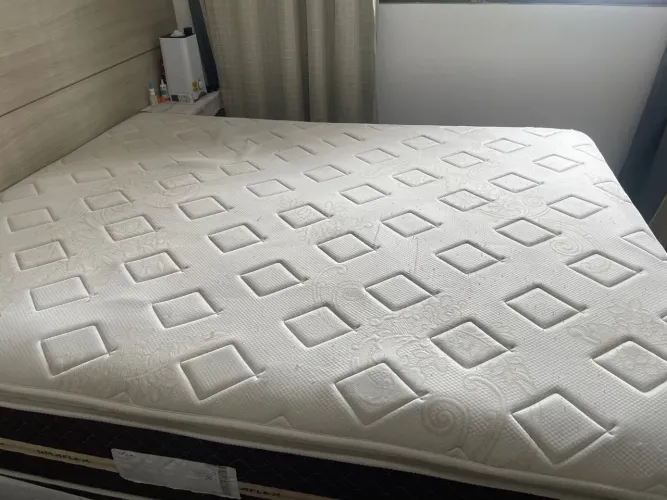 Cama Queen