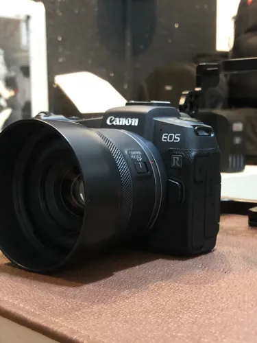 Canon RP
