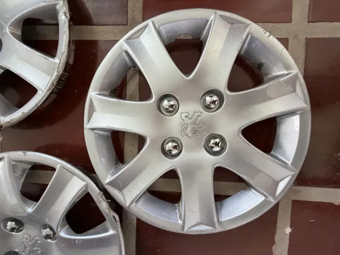 3 Calotas originais peugeot 207