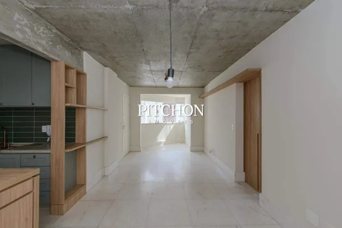 Apartamento à venda com área de 85 m² na Savassi.