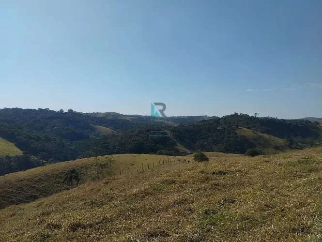 SÍTIO COM VISTA PANORÂMICA E ACESSO FÁCIL EM CUNHA-SP