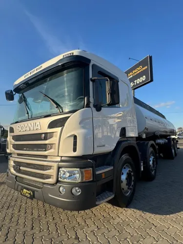 SCANIA P 310  8x2 2014 TANQUE 20 MIL LITROS