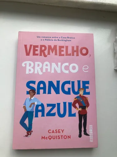 Livro Vermelho Branco e Sangue Azul
